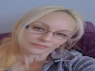 LadyAzura's Latina live cam models Profile Image
